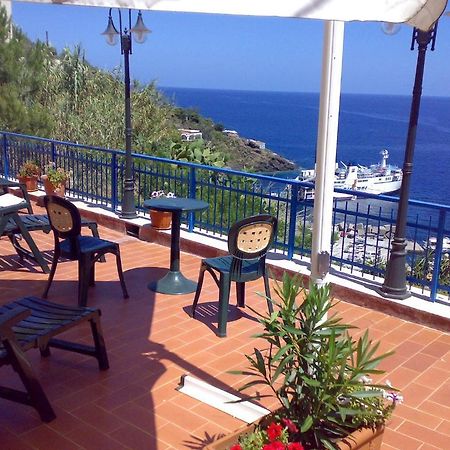 Sogni Nel Blu Aparthotel Isola di Ustica Exteriör bild