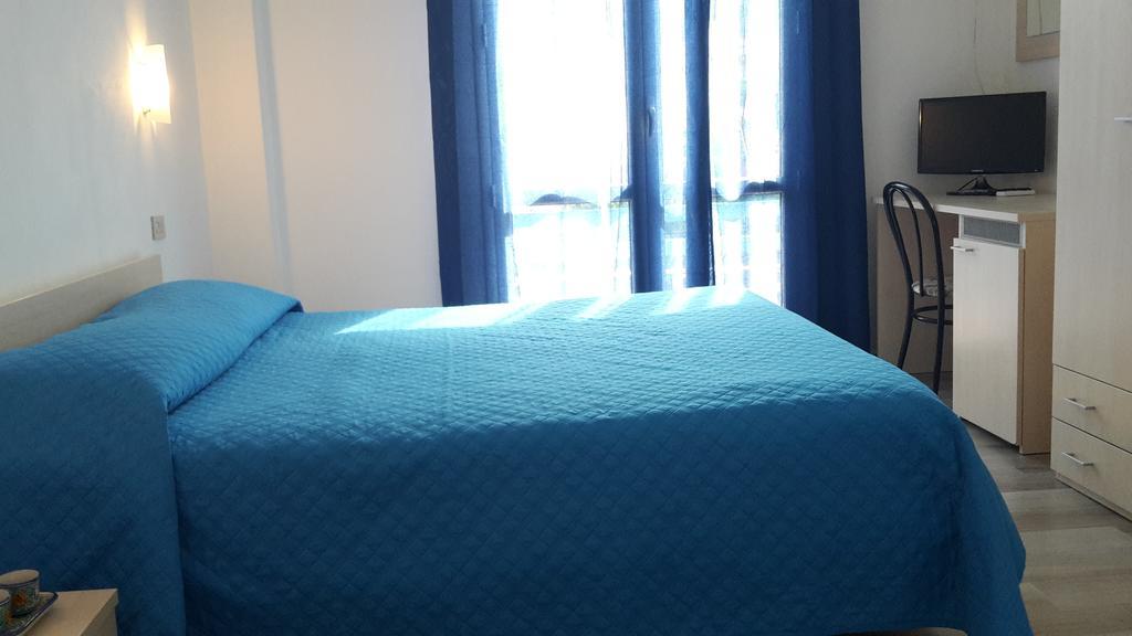 Sogni Nel Blu Aparthotel Isola di Ustica Exteriör bild