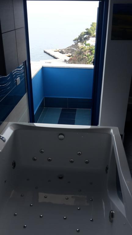 Sogni Nel Blu Aparthotel Isola di Ustica Exteriör bild