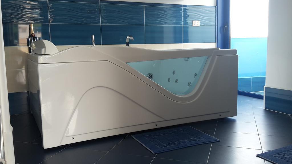 Sogni Nel Blu Aparthotel Isola di Ustica Exteriör bild