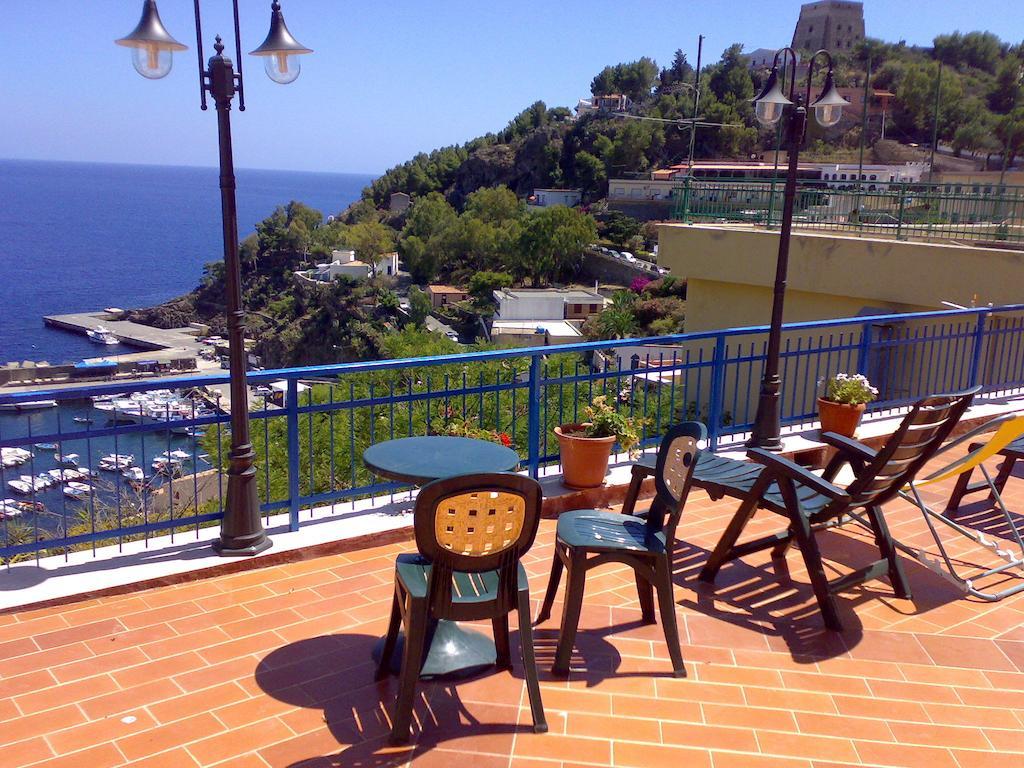 Sogni Nel Blu Aparthotel Isola di Ustica Exteriör bild