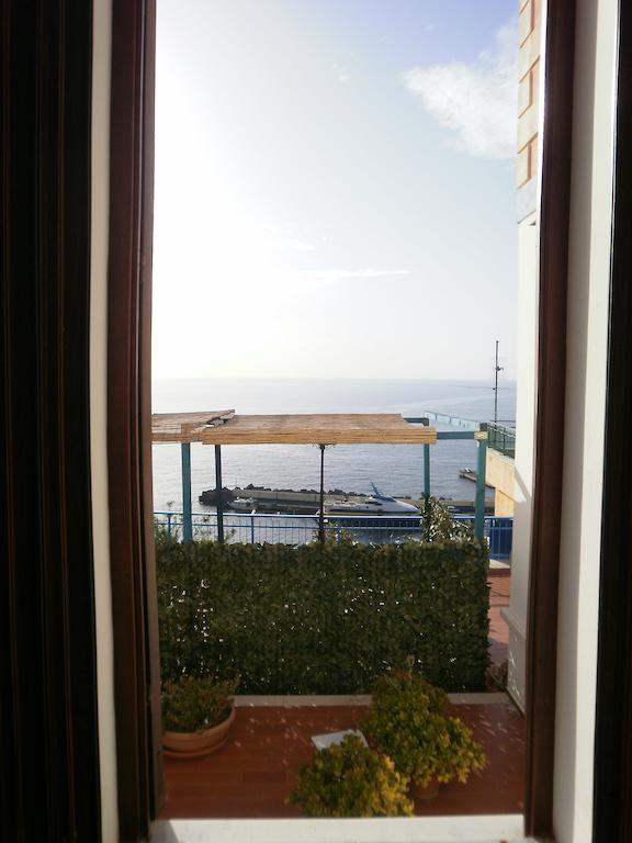 Sogni Nel Blu Aparthotel Isola di Ustica Rum bild