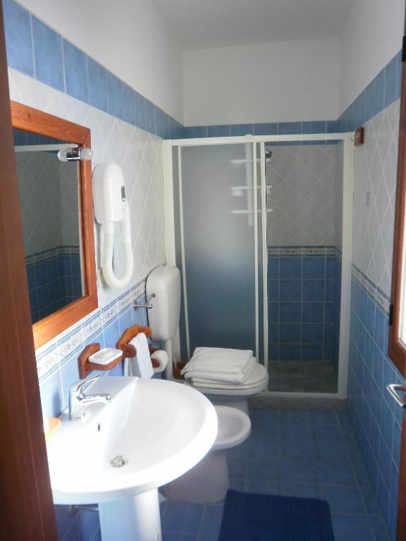 Sogni Nel Blu Aparthotel Isola di Ustica Rum bild