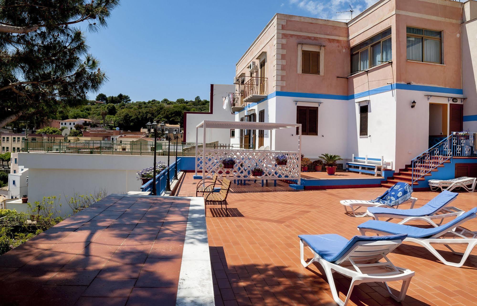 Sogni Nel Blu Aparthotel Isola di Ustica Exteriör bild