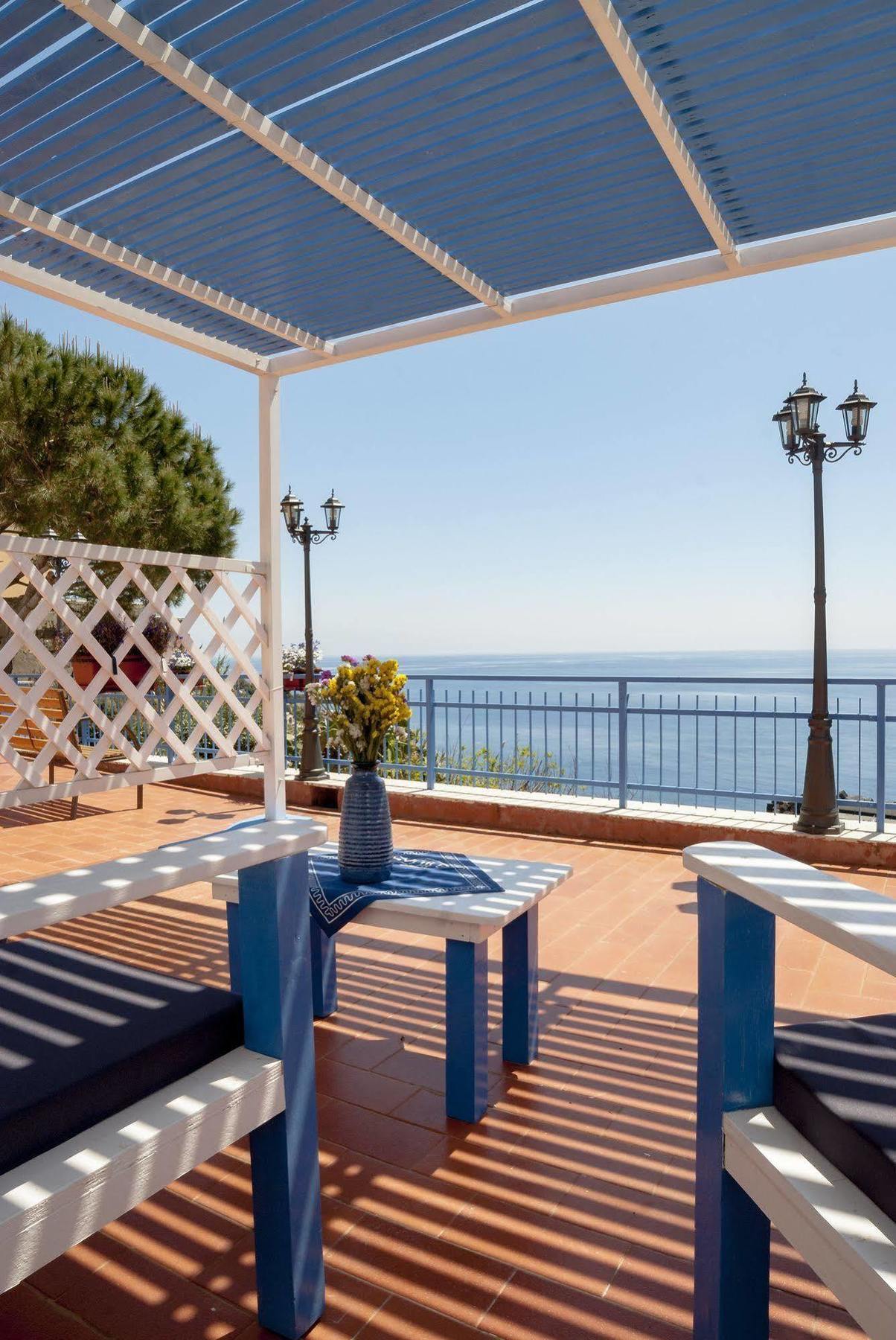 Sogni Nel Blu Aparthotel Isola di Ustica Exteriör bild