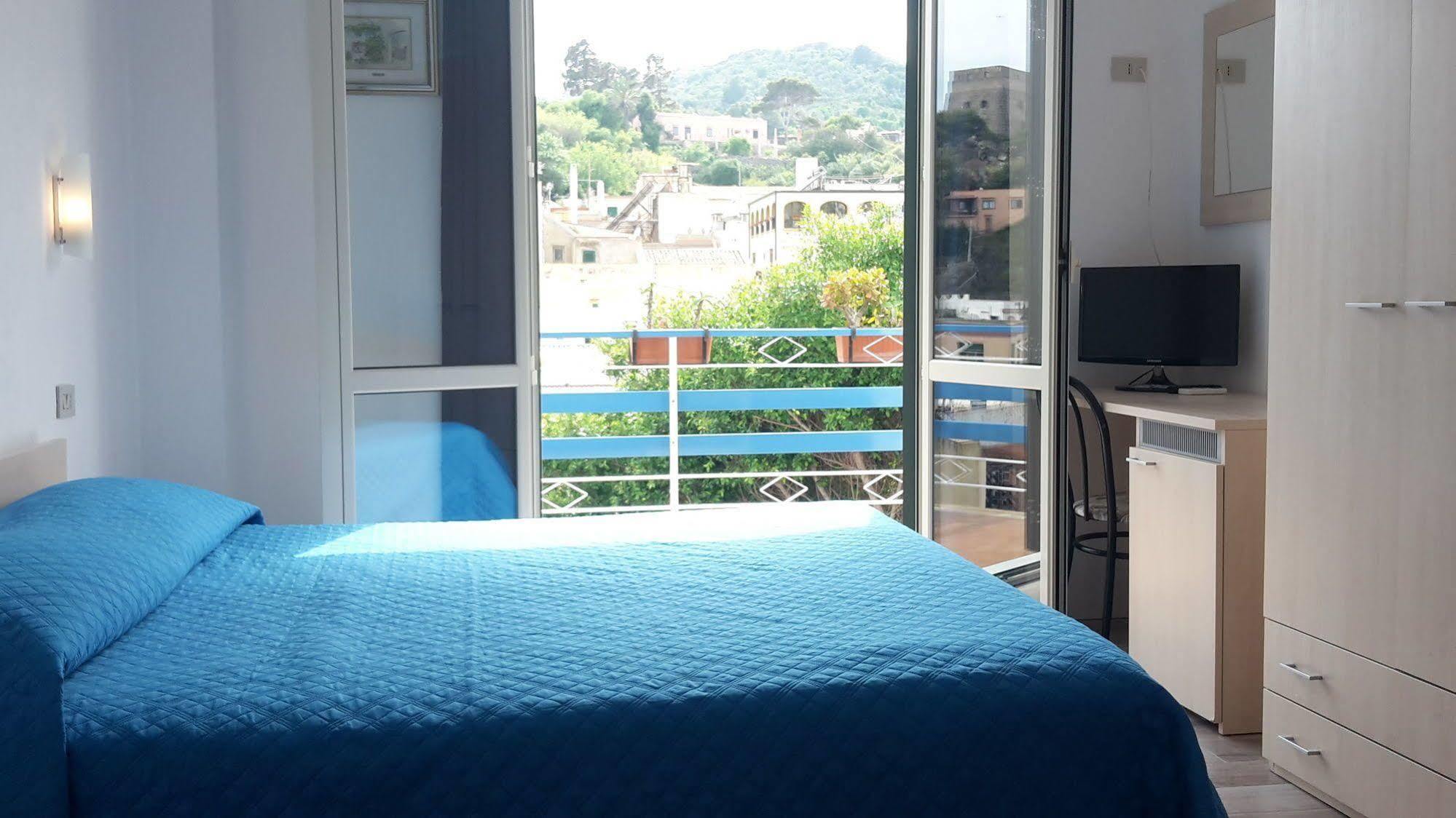 Sogni Nel Blu Aparthotel Isola di Ustica Exteriör bild